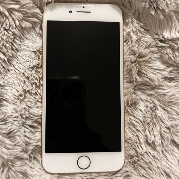 IPHONE 8 ROSEGOLD - Picture 3 of 3